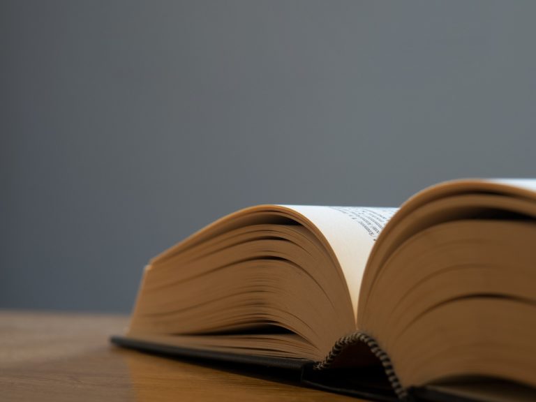 Perché non diciamo “Laura sta stando male”. Azionalità e aspetto del verbo